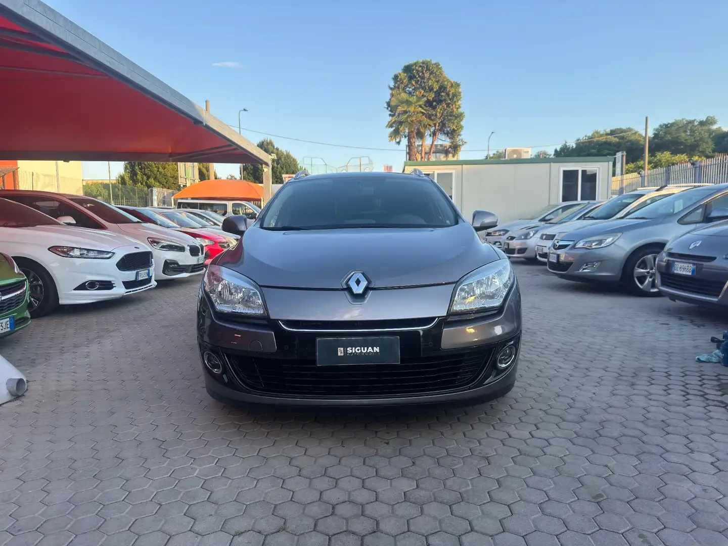 Renault Megane ADATTA A NEOPATENTATI 1.6 SporTour Wave Nero - 2