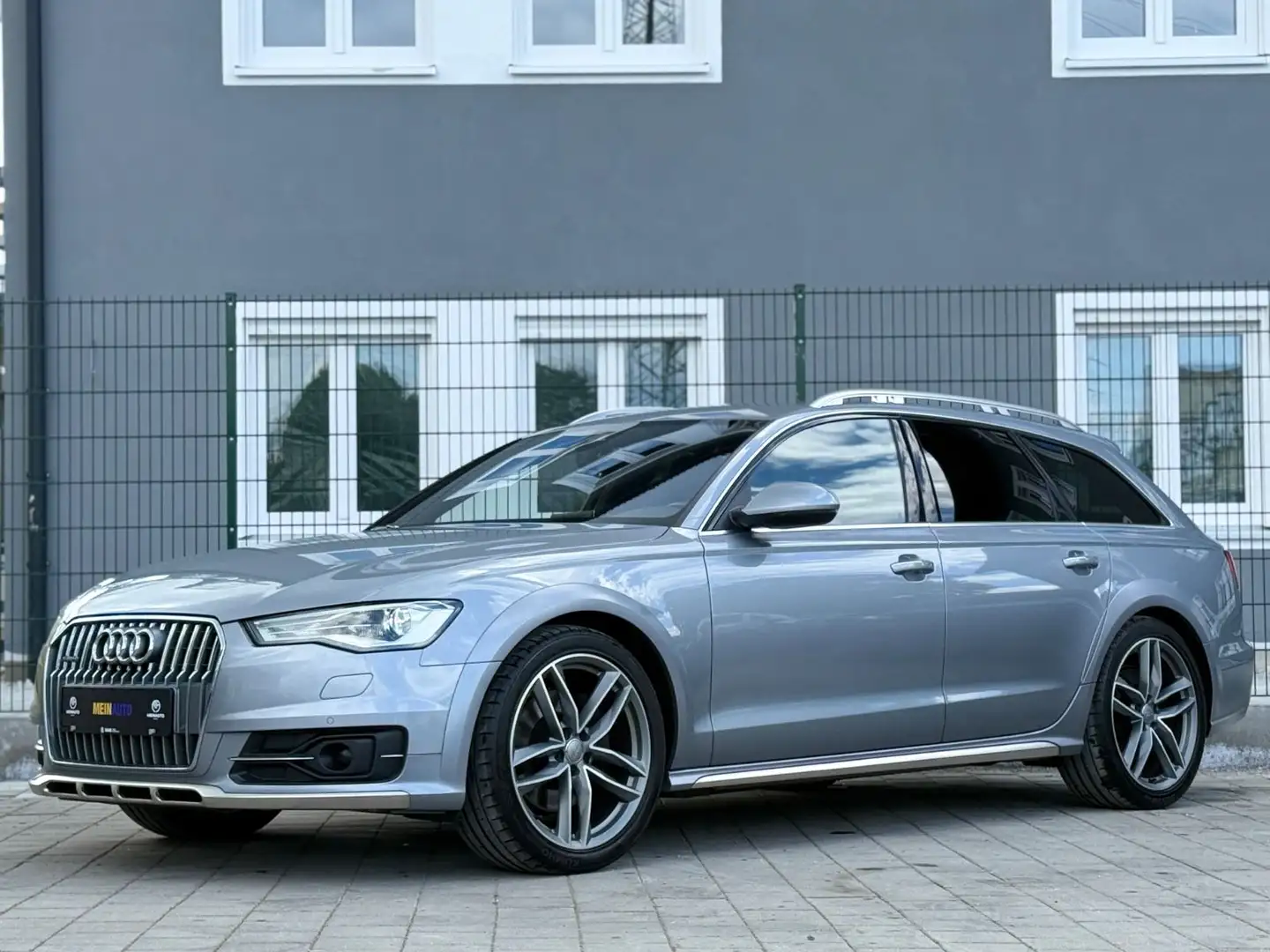 Audi A6 allroad quattro 3.0 TDI/AHK/4Z-K/KAM/ACC/XEN Šedá - 1