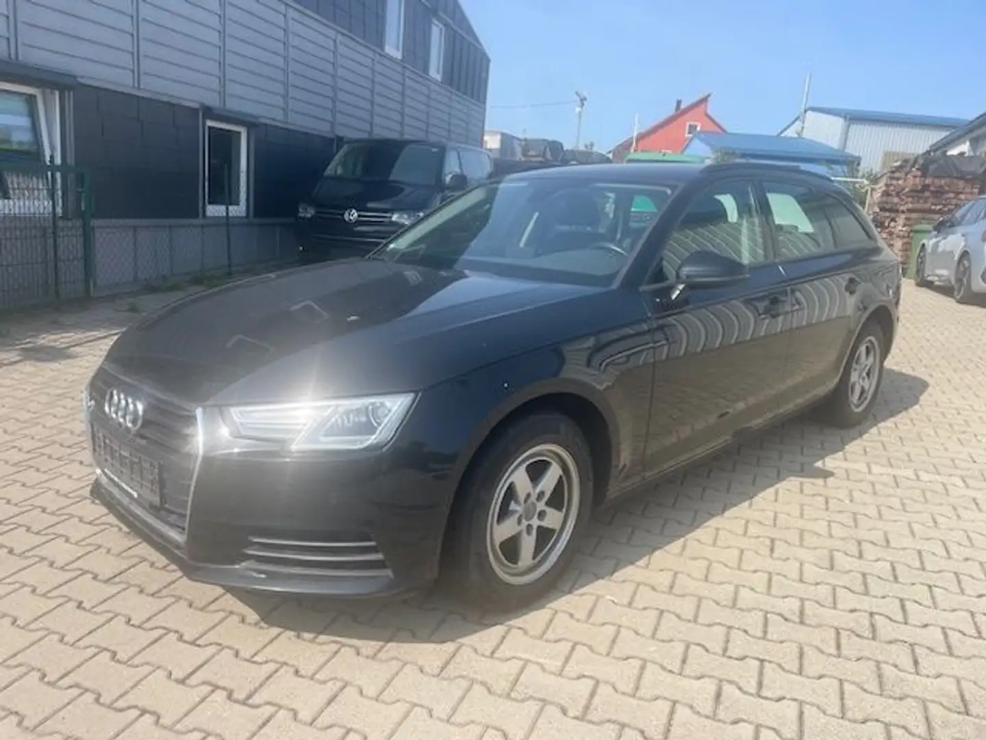 Audi A4 Avant 2.0 TDI, Xenon Navi 1. Hand etc. Noir - 1