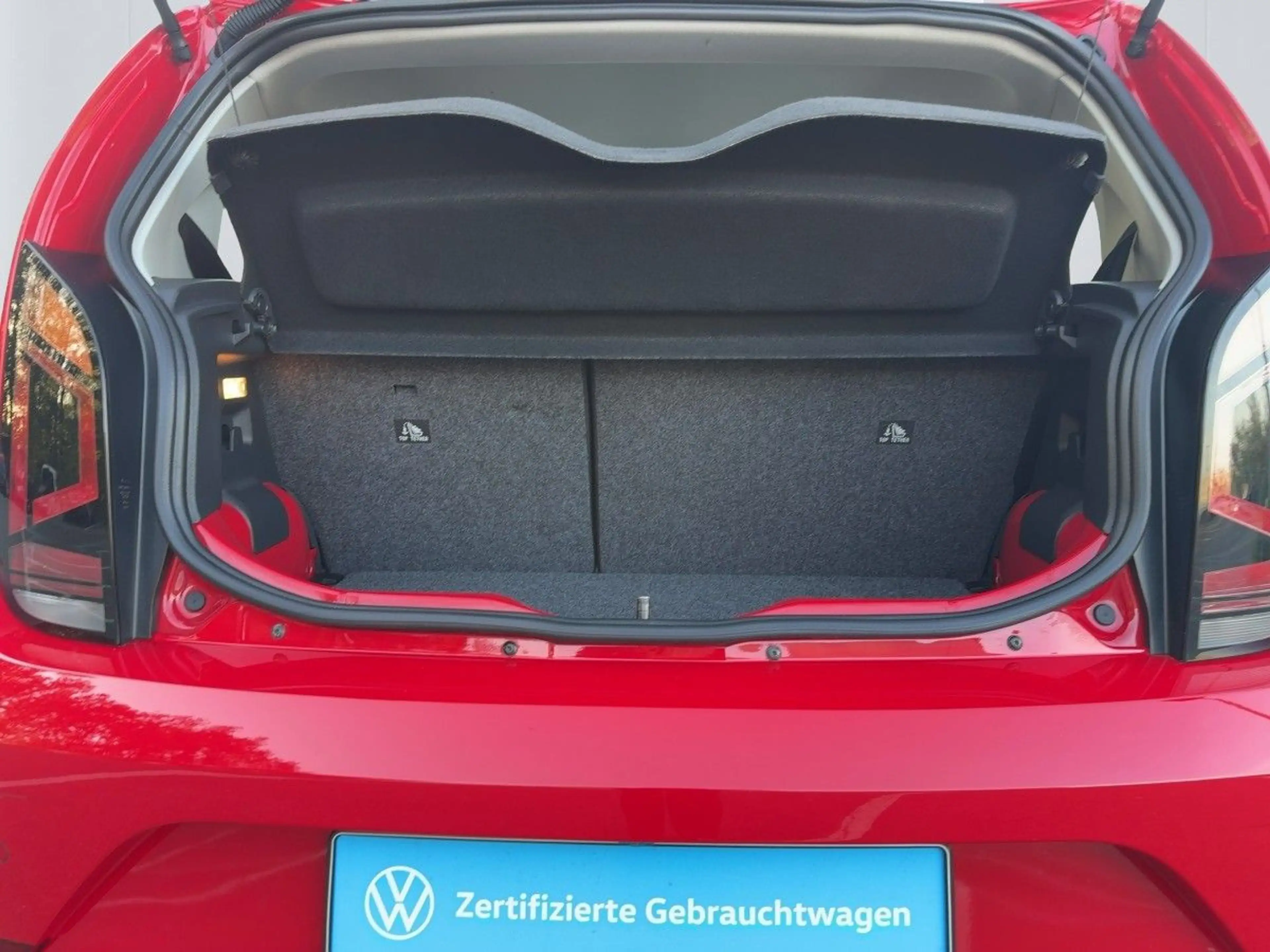 Volkswagen up! 1.0 Rückfahrkamera LED PDC — photo 8