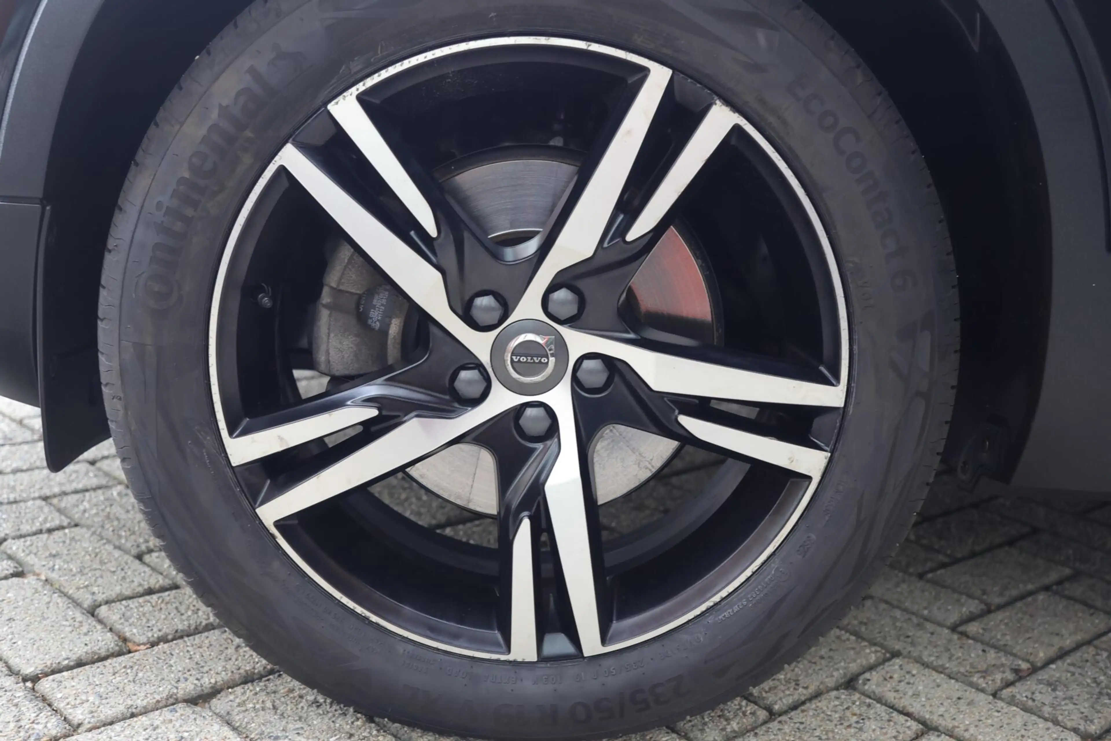 Volvo XC40 T4 Momentum | Stoelverwarming | Trekhaak | Parkeer — photo 14