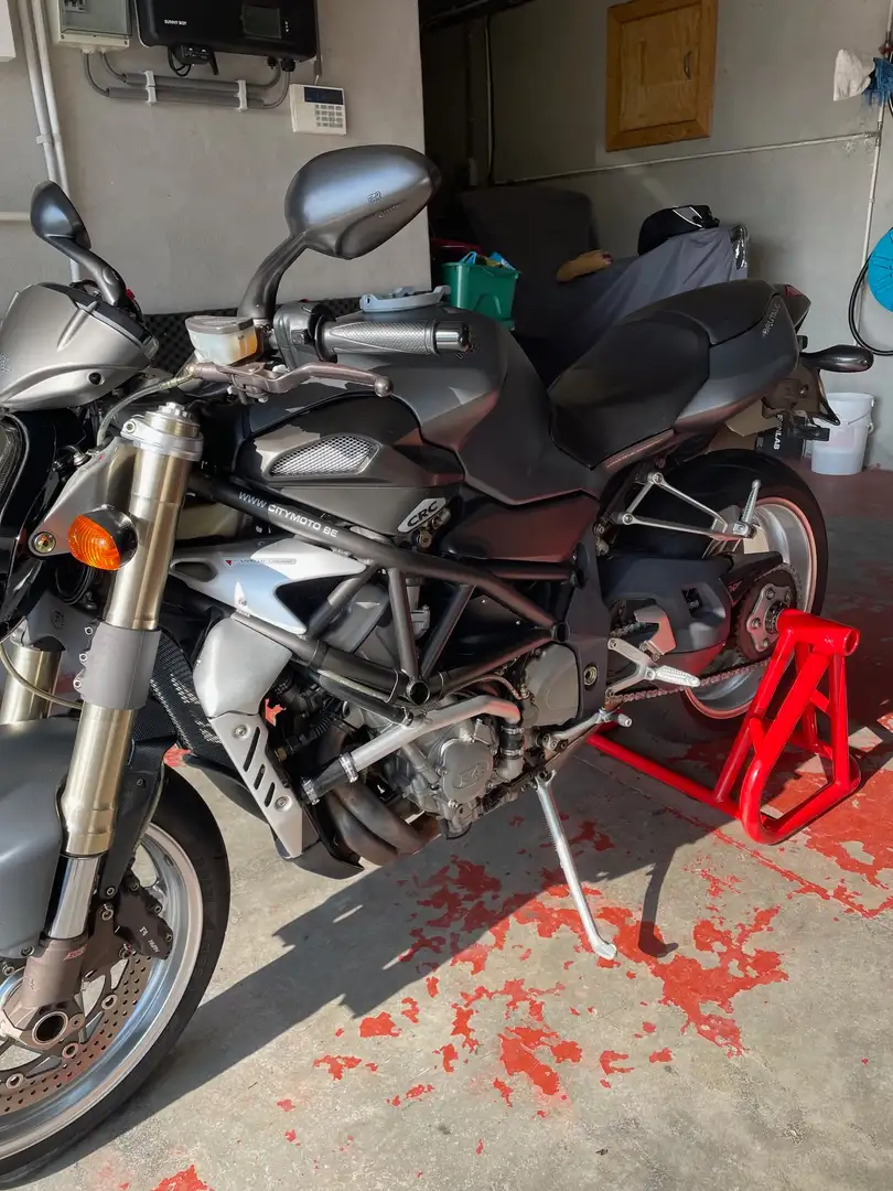MV Agusta Brutale 750 Negru - 1