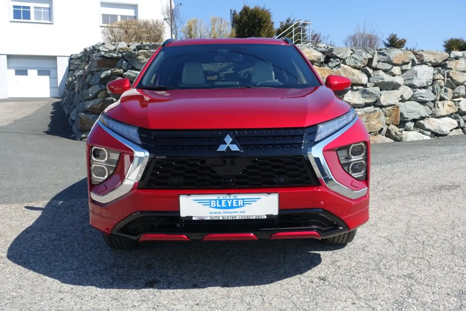 Mitsubishi Eclipse Cross PHEV 2,4 4WD Diamond 220V Leder Grau Rouge - 2