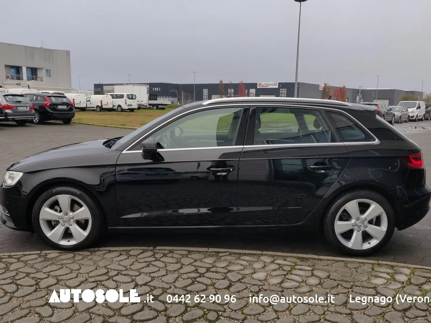 Audi A3 A3 Sportback 1.6 TDI Ambition Noir - 2