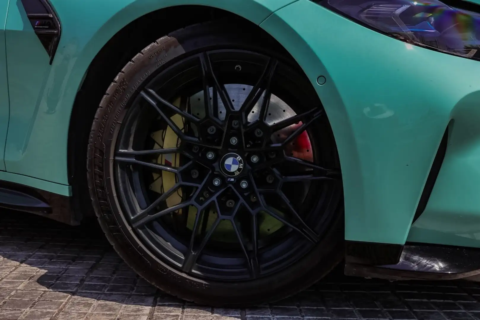 BMW M4 Coupé Competition Verde - 2