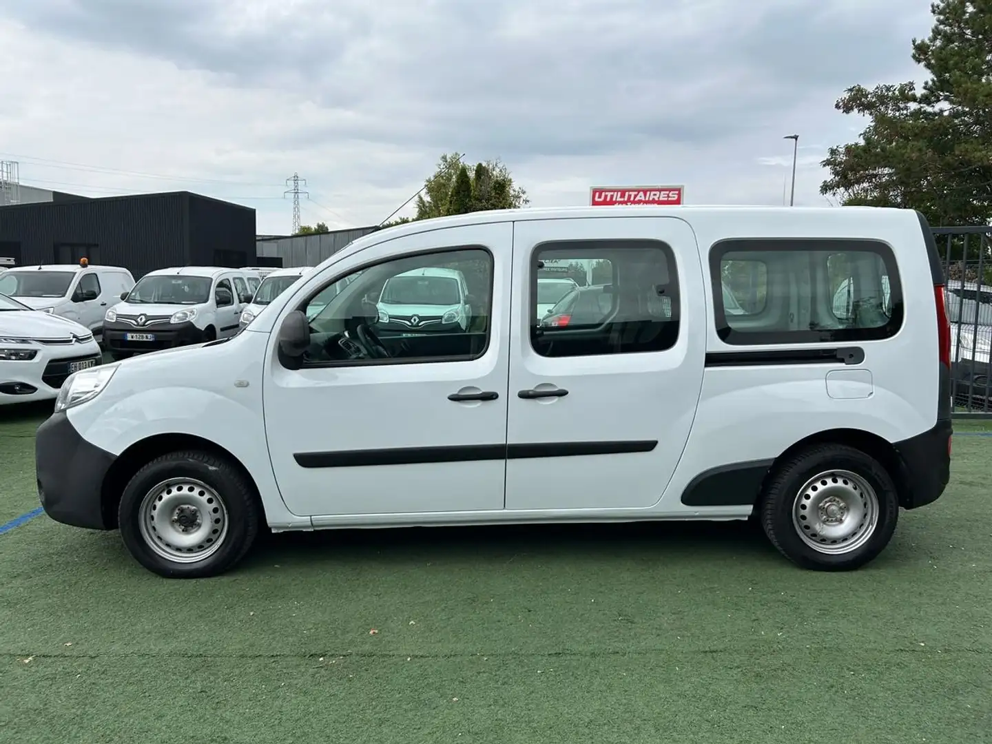 Renault Kangoo Cabine Approfondie 5 places (8.325 HT) 1.5 dCi 90ch Grand Confort Blanc - 2