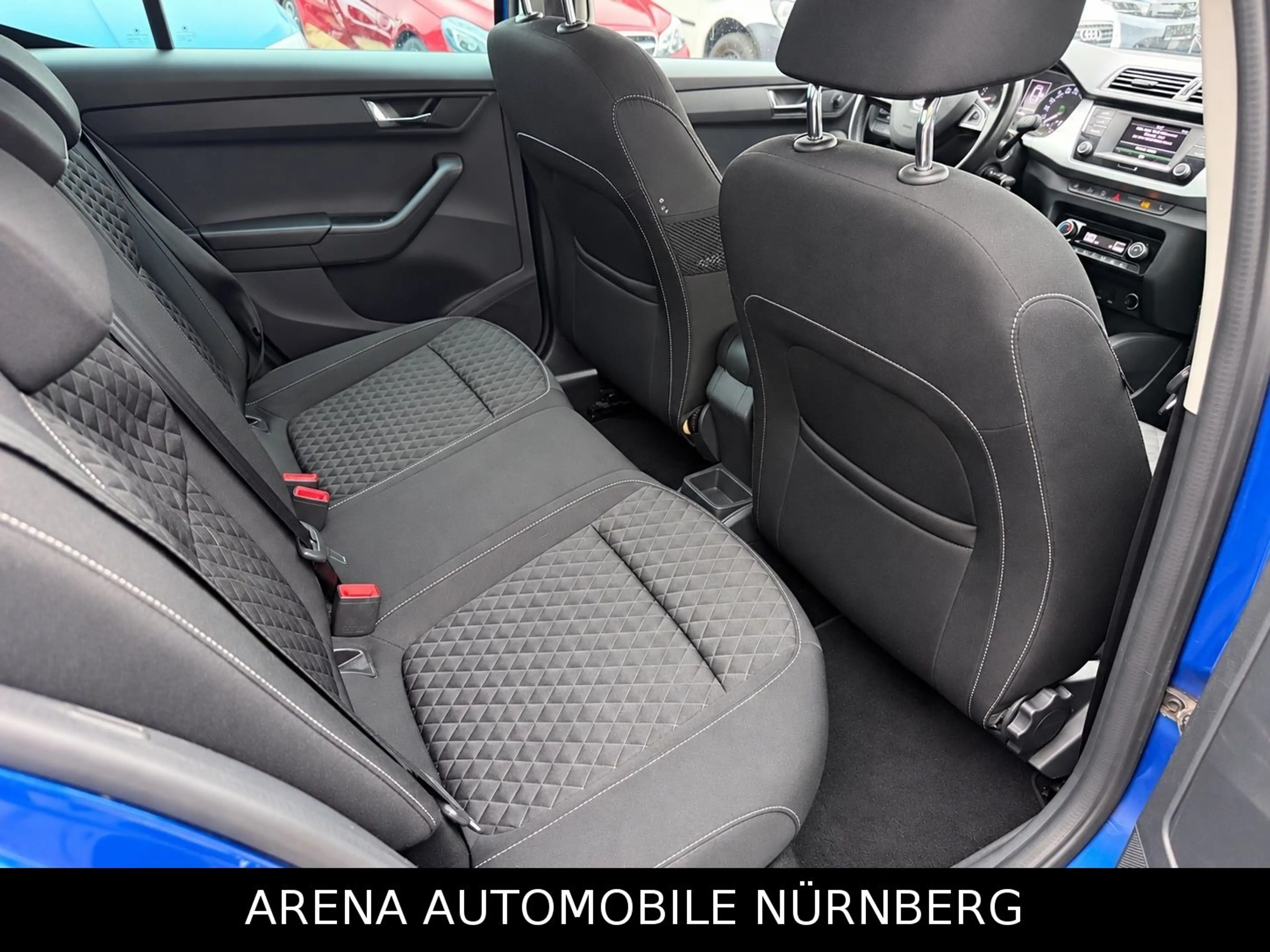 Skoda Fabia 1.0 Drive*Pdc*Sitzheizung*Tempomat*Alu*17" — photo 10