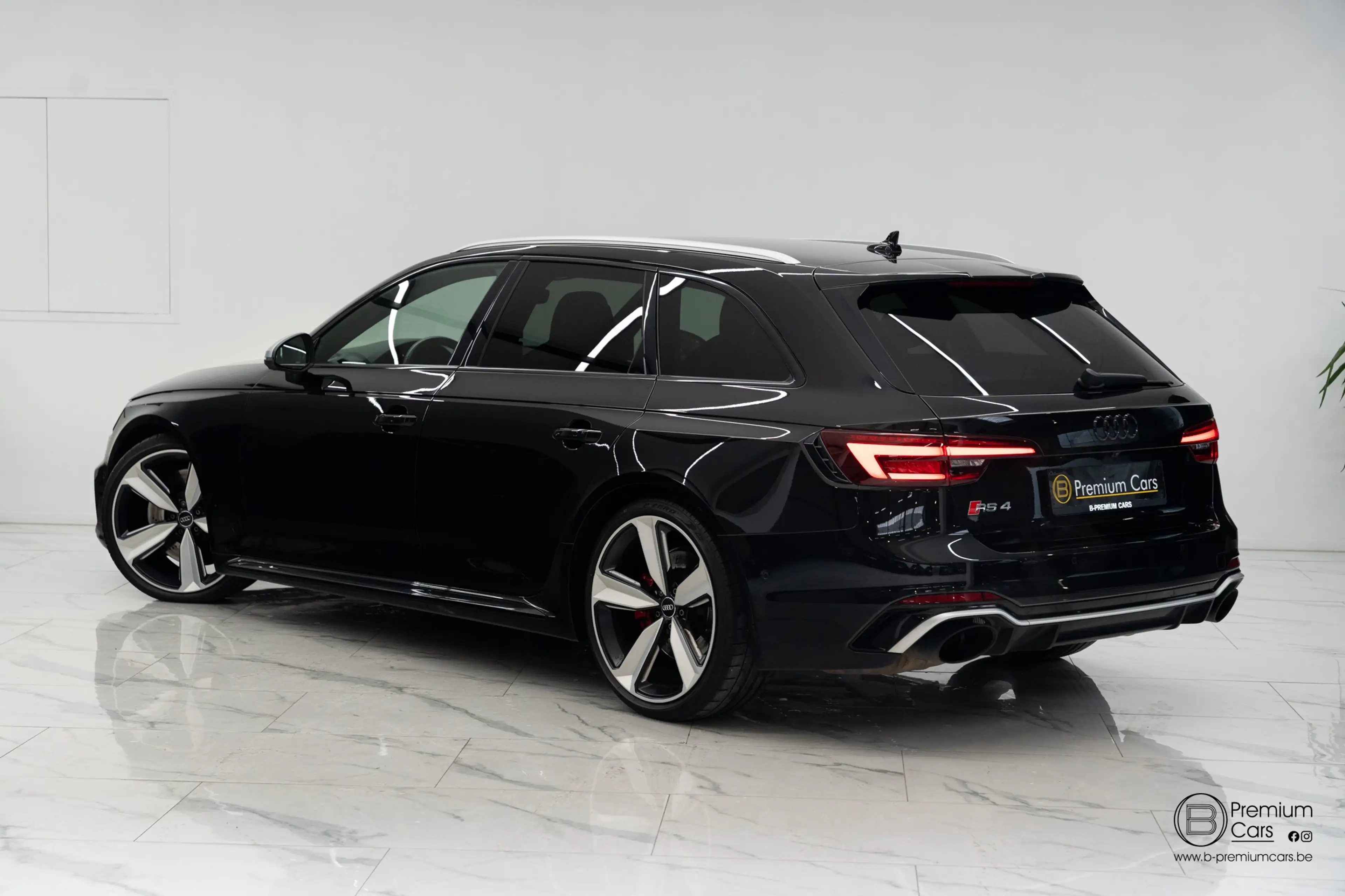 Audi RS4 Avant Quattro Exclusive! Swiss Spec! ACC, HUD, Massage! — photo 13