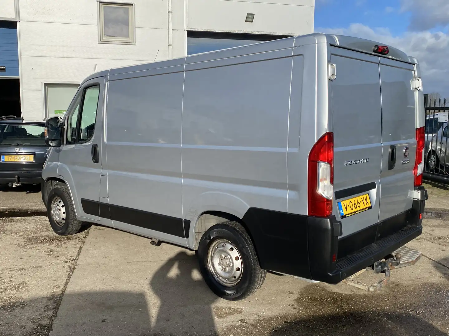 Fiat Ducato 30 2.3 MultiJet L1H1 131 PK, 6-BAK, 3-PERSOONS, EU Grigio - 2