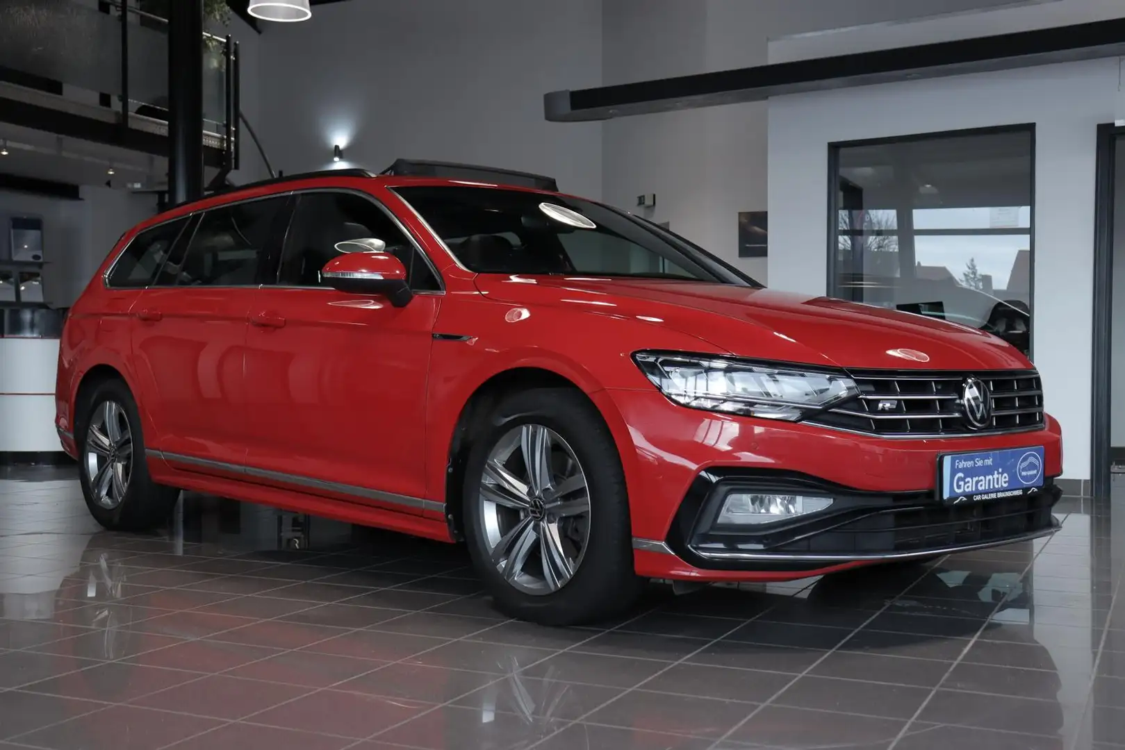 Volkswagen Passat Variant 2.0 TDI Business* R-LINE*PANO*NAVI*ACC* Rouge - 2