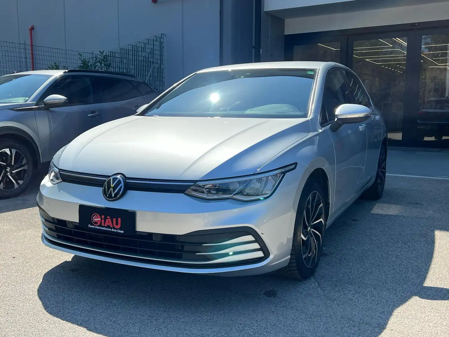 Volkswagen Golf 1.0 etsi evo Life 110cv dsg Silber - 1