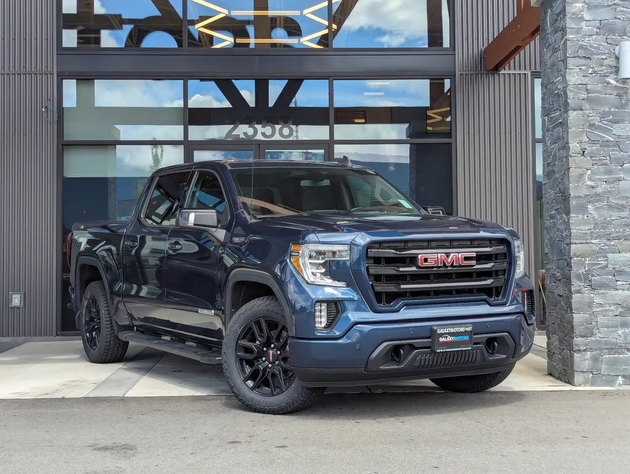 GMC Sierra 1500 снимка GMC Sierra 1500