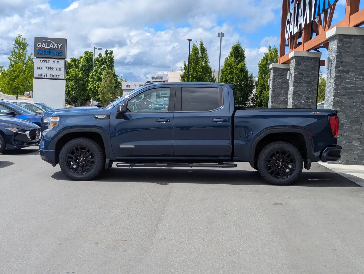 GMC Sierra 1500 снимка GMC Sierra 1500