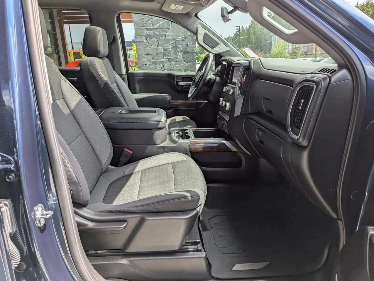 GMC Sierra 1500 снимка GMC Sierra 1500