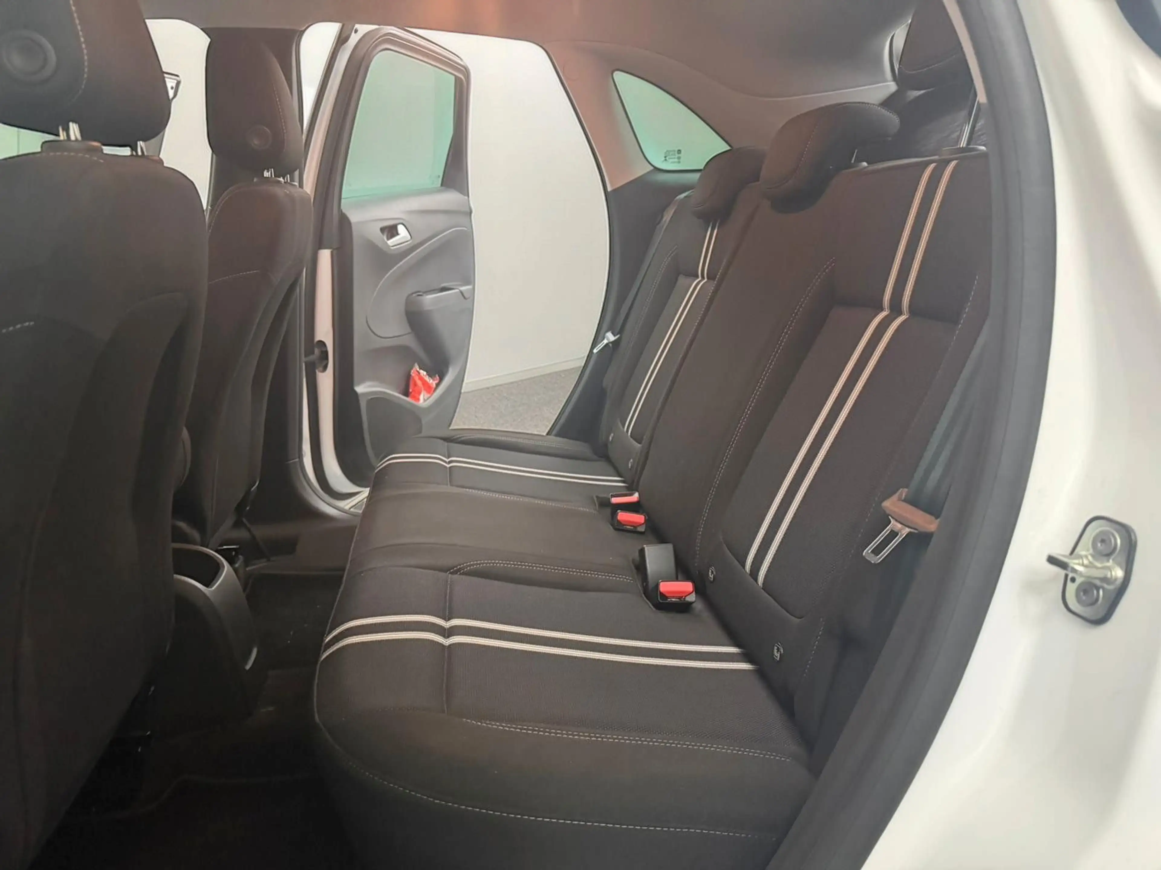Opel Crossland X Elegance 1.5D RÜCKKAM 180*TOUCH*LED — photo 12