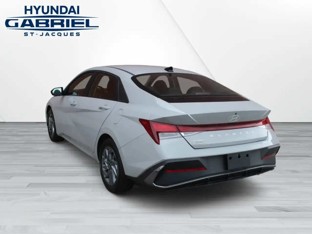 Hyundai ELANTRA снимка Hyundai ELANTRA