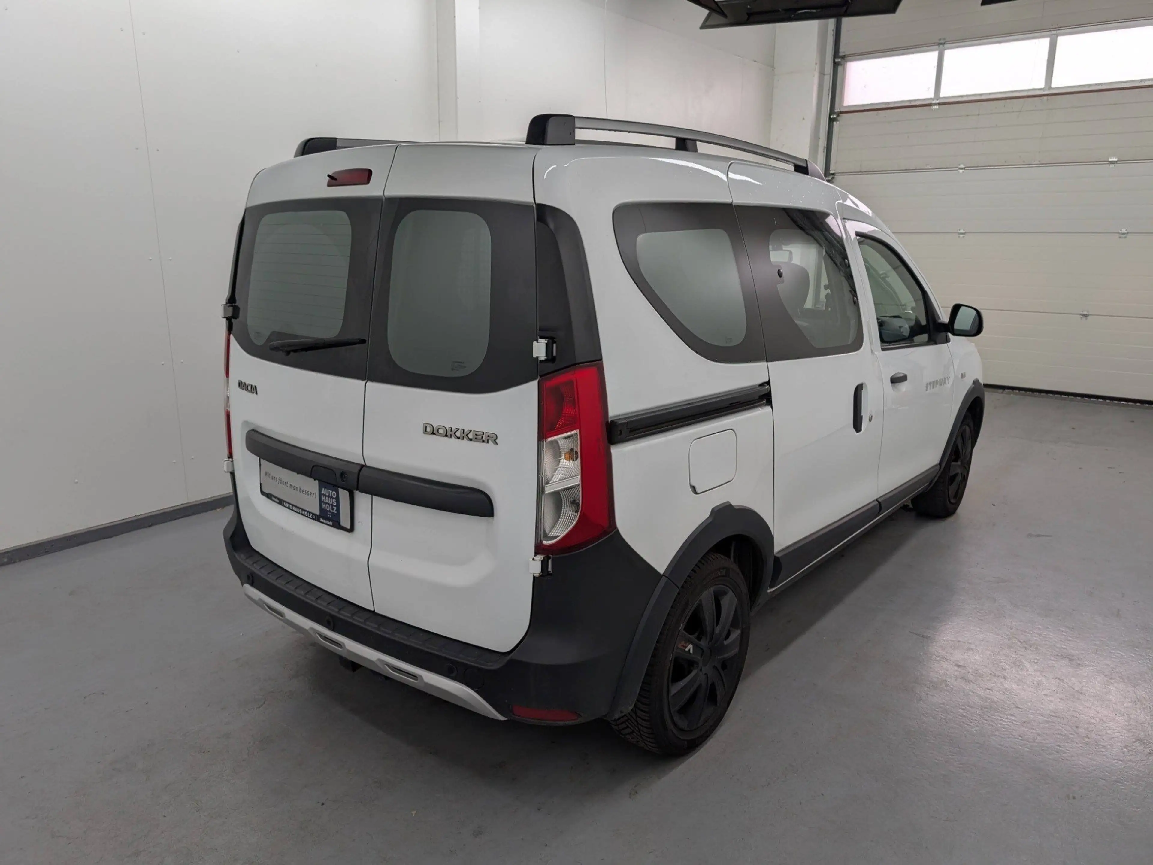 Dacia Dokker Stepway Plus TCe 130 Navi AHK Kamera — photo 4
