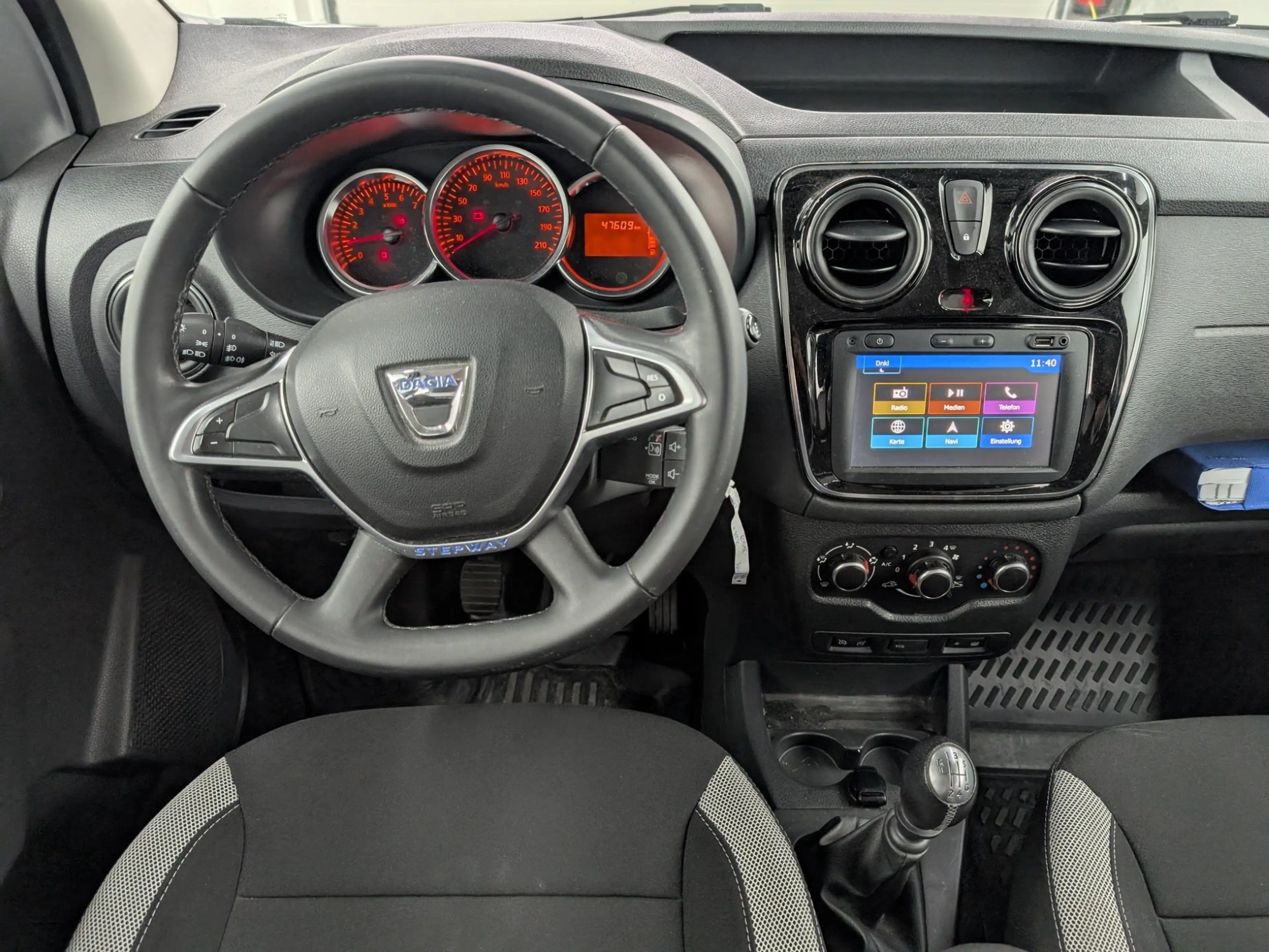 Dacia Dokker Stepway Plus TCe 130 Navi AHK Kamera — photo 15