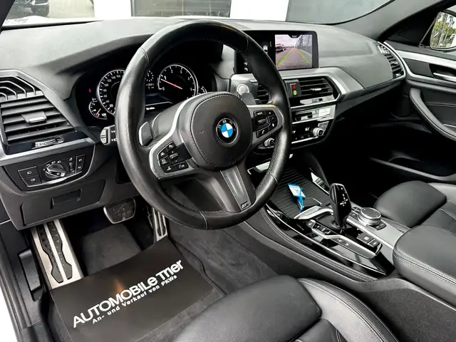 BMW X4 view 15