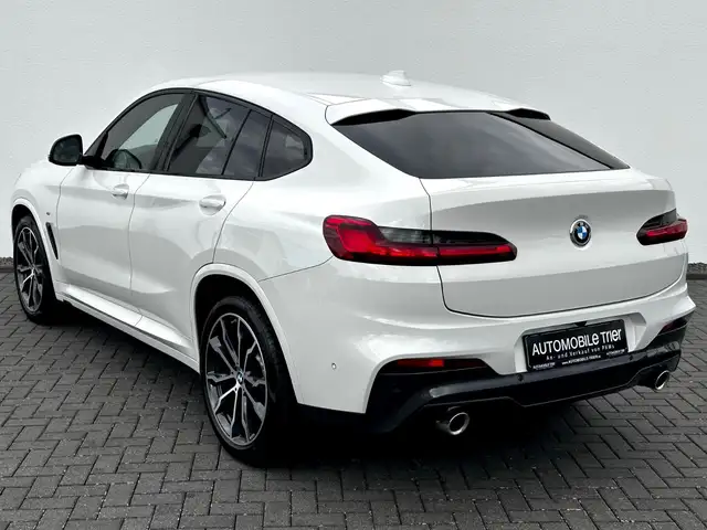 BMW X4 view 7
