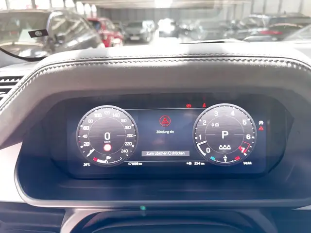 Land Rover Defender view 7