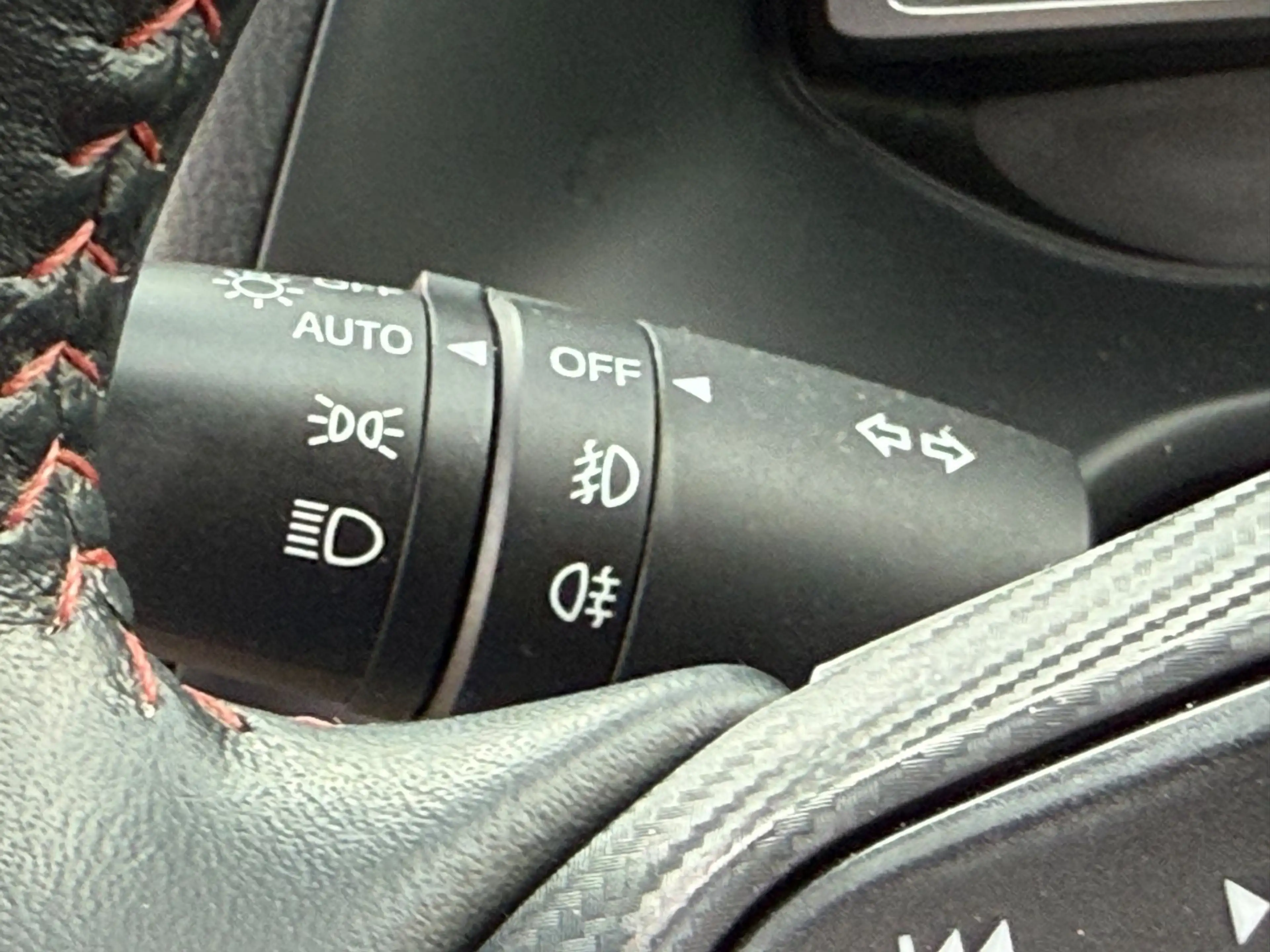 Mazda 3 Lim. Nakama Kamera Leder — photo 17