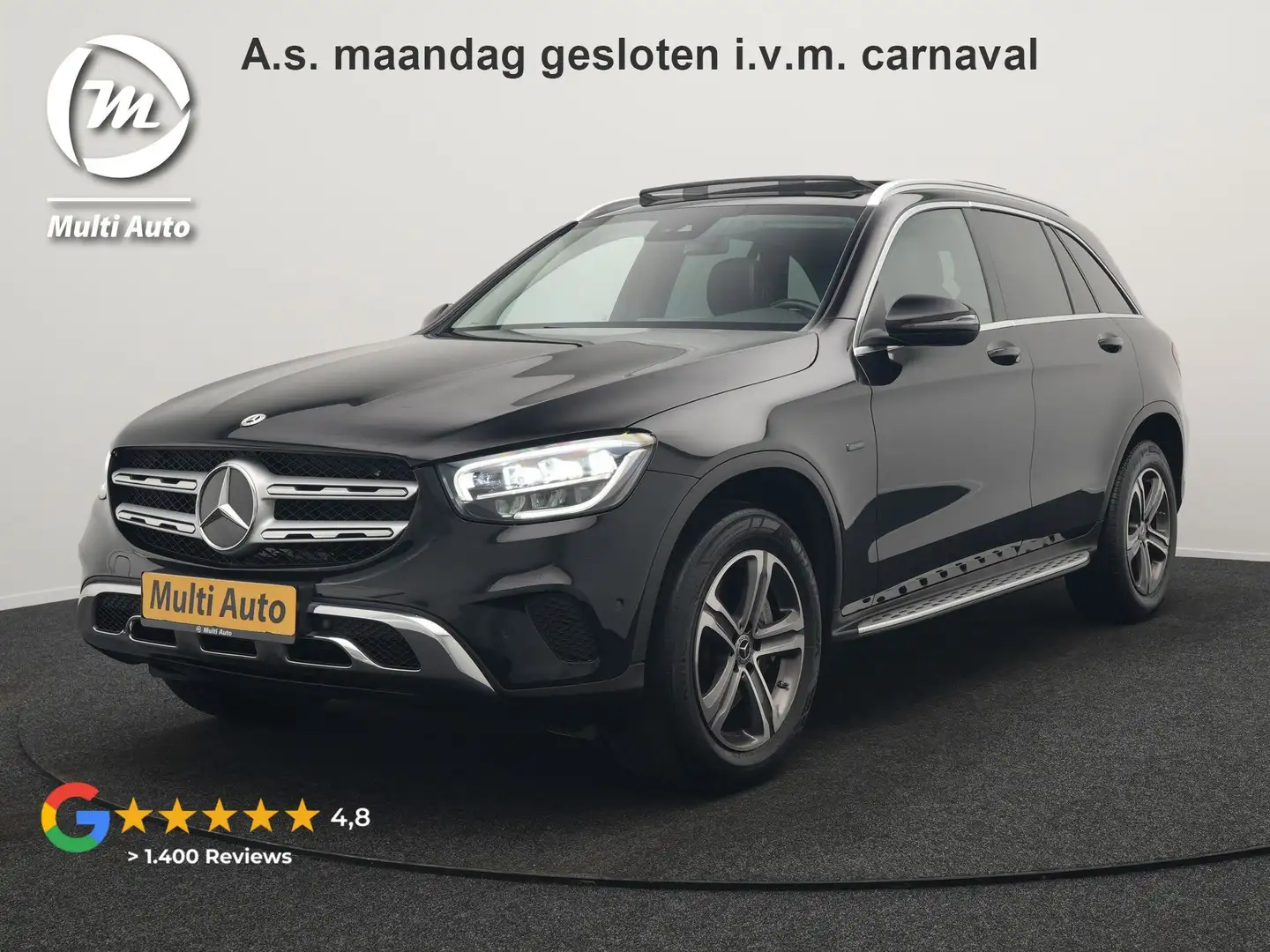 Mercedes-Benz GLC 300 300e 4MATIC Premium Plug In Hybrid 320pk Dealer O. Noir - 1