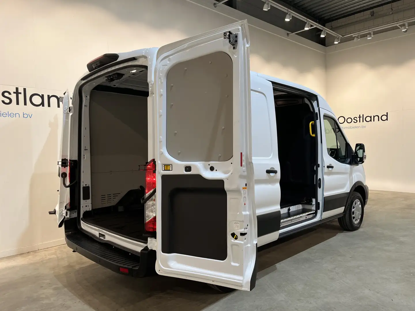 Ford E-Transit 350 L2H2 Trend 68 kWh / 100% Elektrisch !! / Airco Blanc - 2
