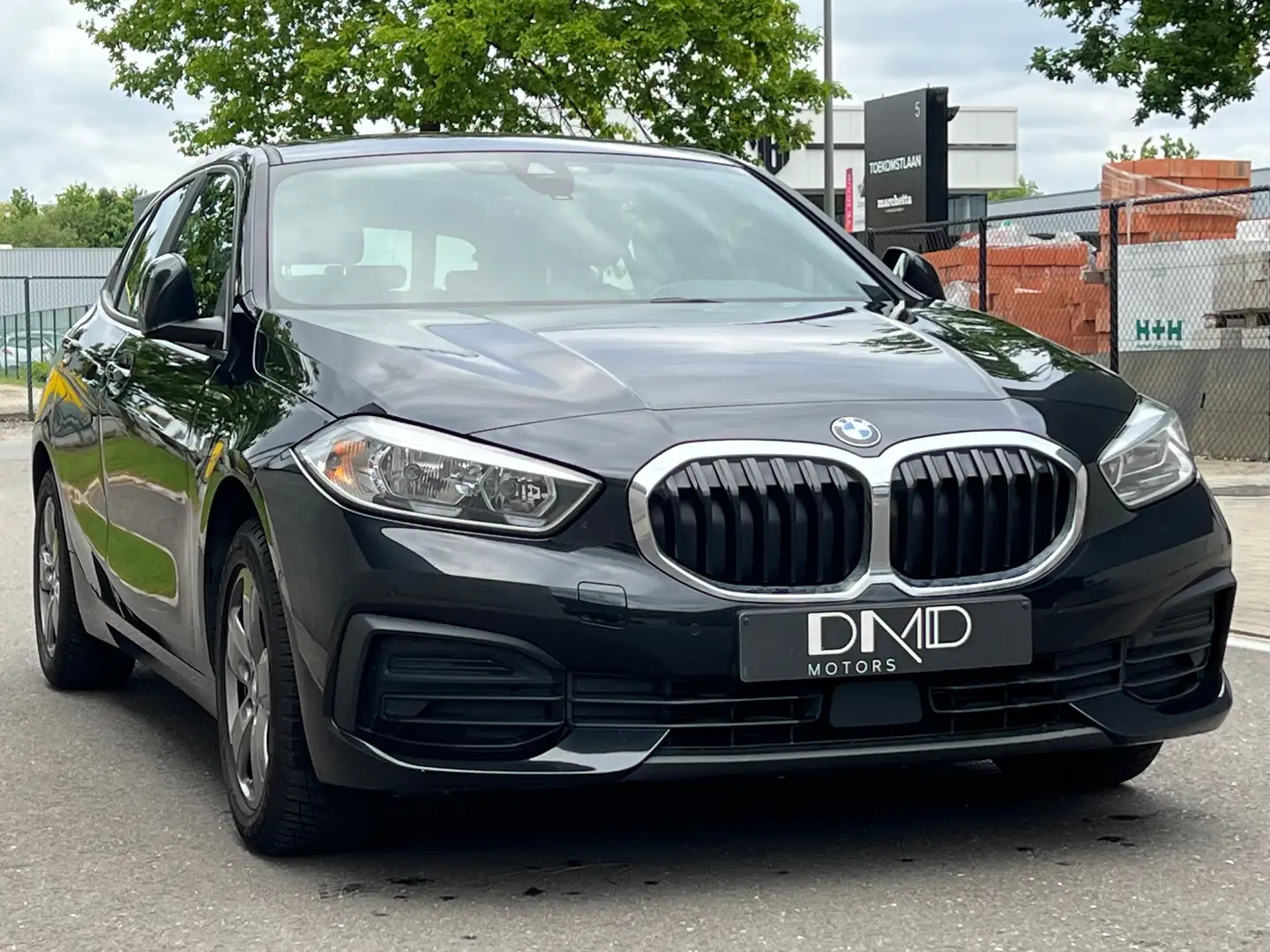 BMW 116 d Navi Pano Leder Camera Keynes VerwStuur Garantie Noir - 1