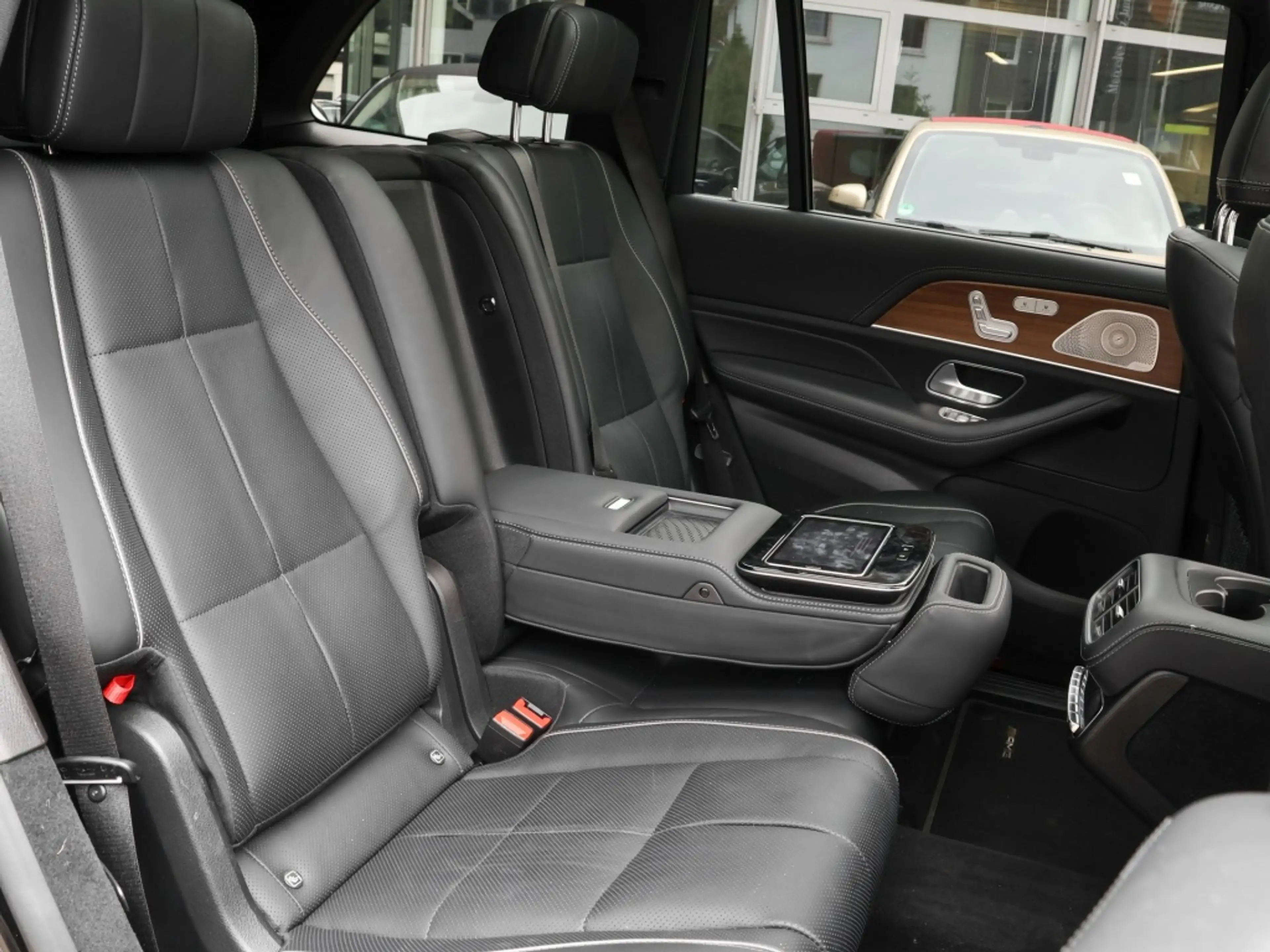 Mercedes-Benz GLS 580 4M AMG-Sport/EXCL/Pano/Sitzkl/MLB/AIRM — photo 7