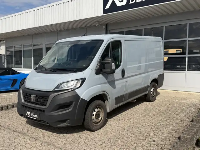 Fiat Ducato view 2