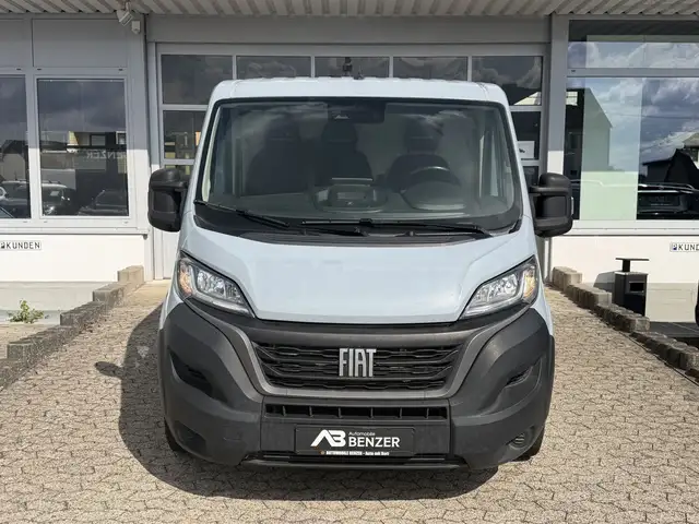 Fiat Ducato view 3