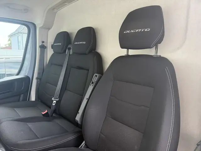 Fiat Ducato view 8