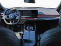 BMW i5 xDrive40 Touring M Sport LivePro AHK H/K HUD Grijs - thumbnail 9