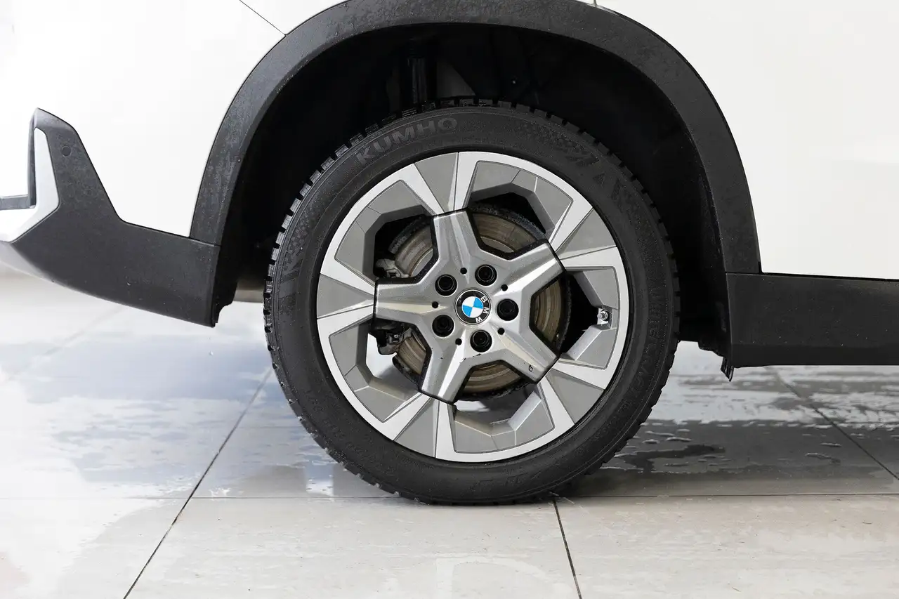 BMW X1 снимка BMW X1