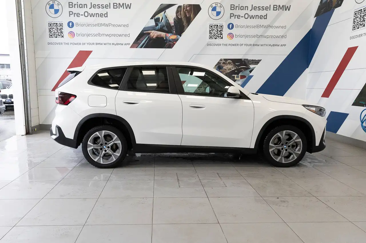 BMW X1 снимка BMW X1