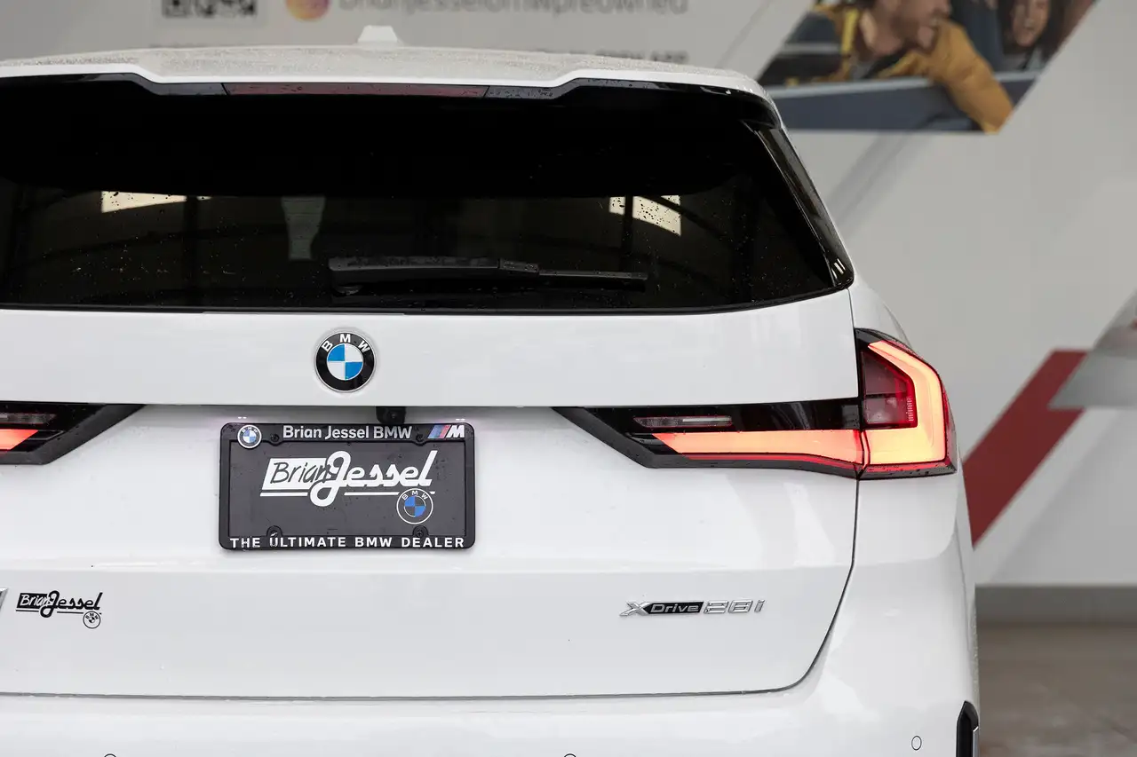 BMW X1 снимка BMW X1