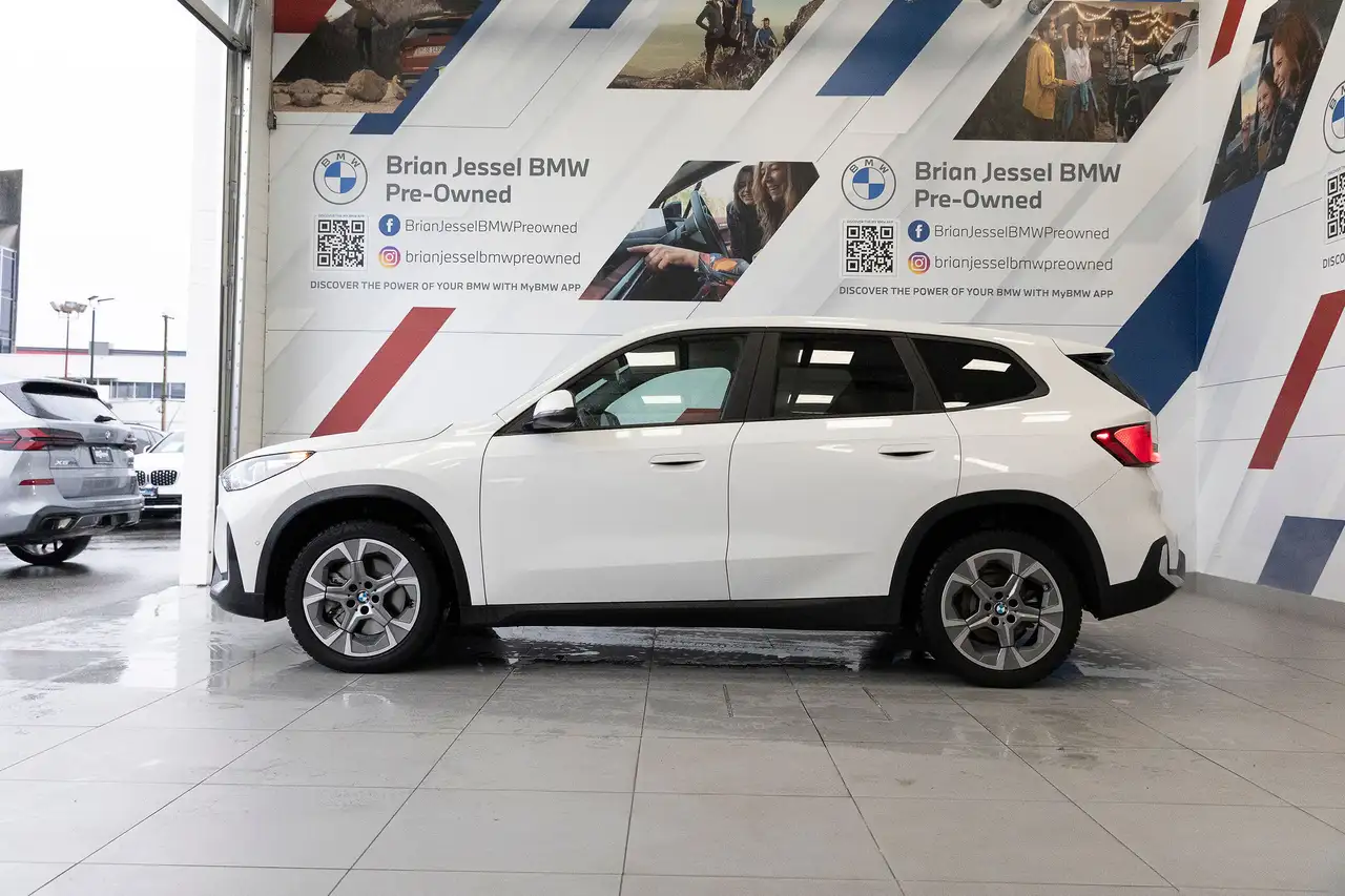 BMW X1 снимка BMW X1