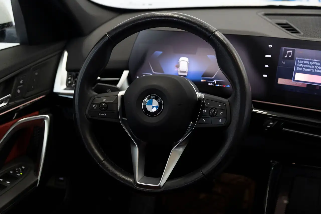 BMW X1 снимка BMW X1