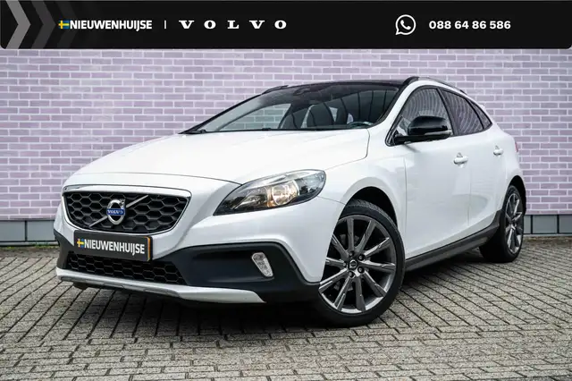 Volvo V40 Cross Country 1.6 T4 Momentum | Panoramadak | Navigatie | High P