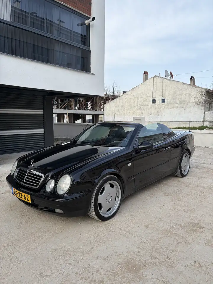 Mercedes-Benz CLK 320 Elegance, foto 1