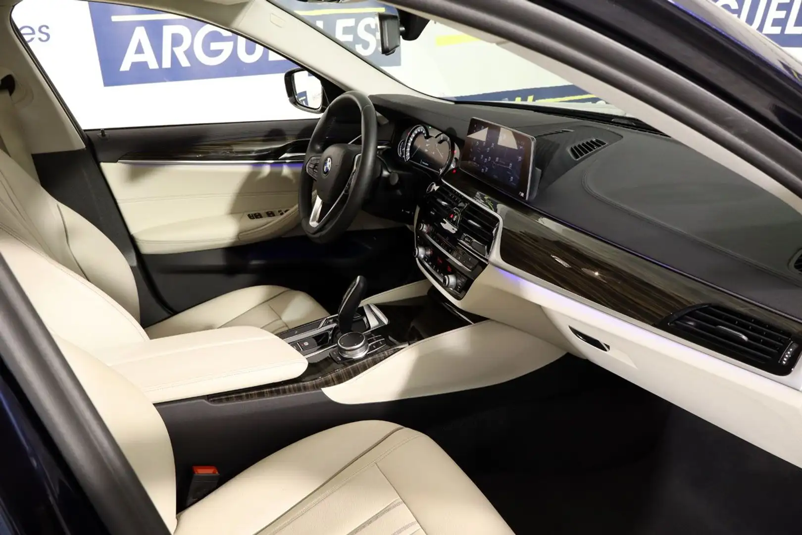 BMW 520 520dA Luxury Line Blu/Azzurro - 2
