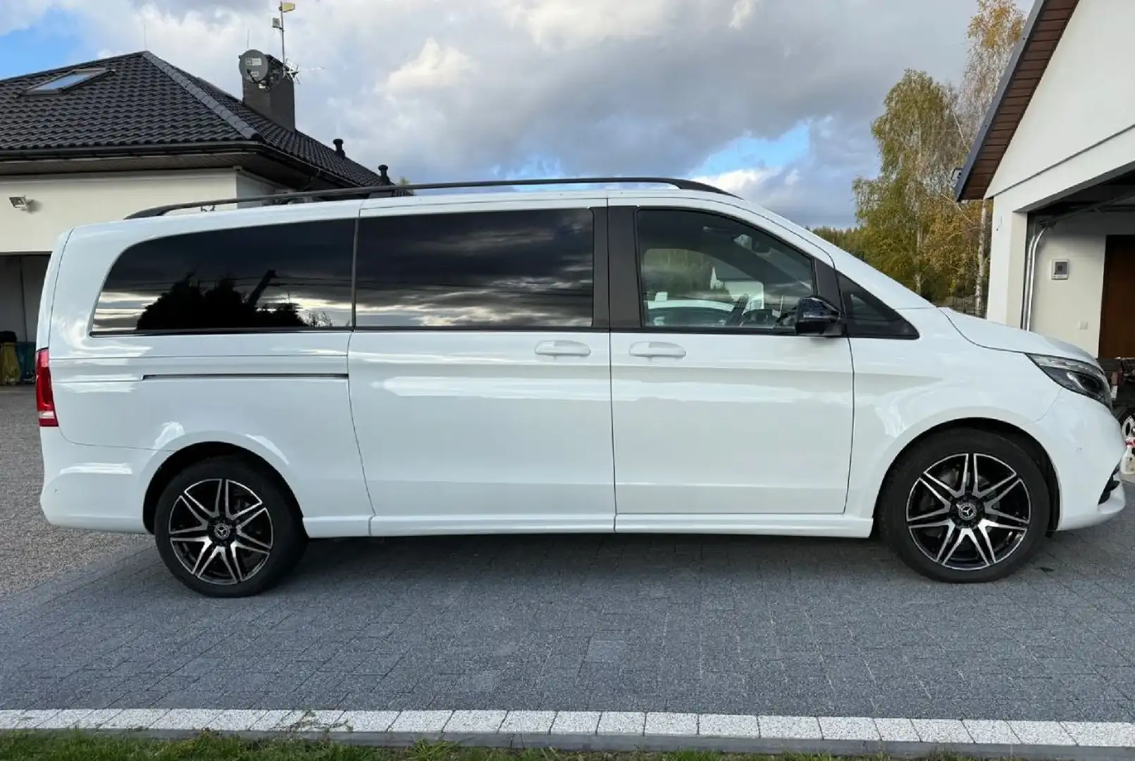 Mercedes-Benz V 300 V 300 d EDITION lang Alb - 2