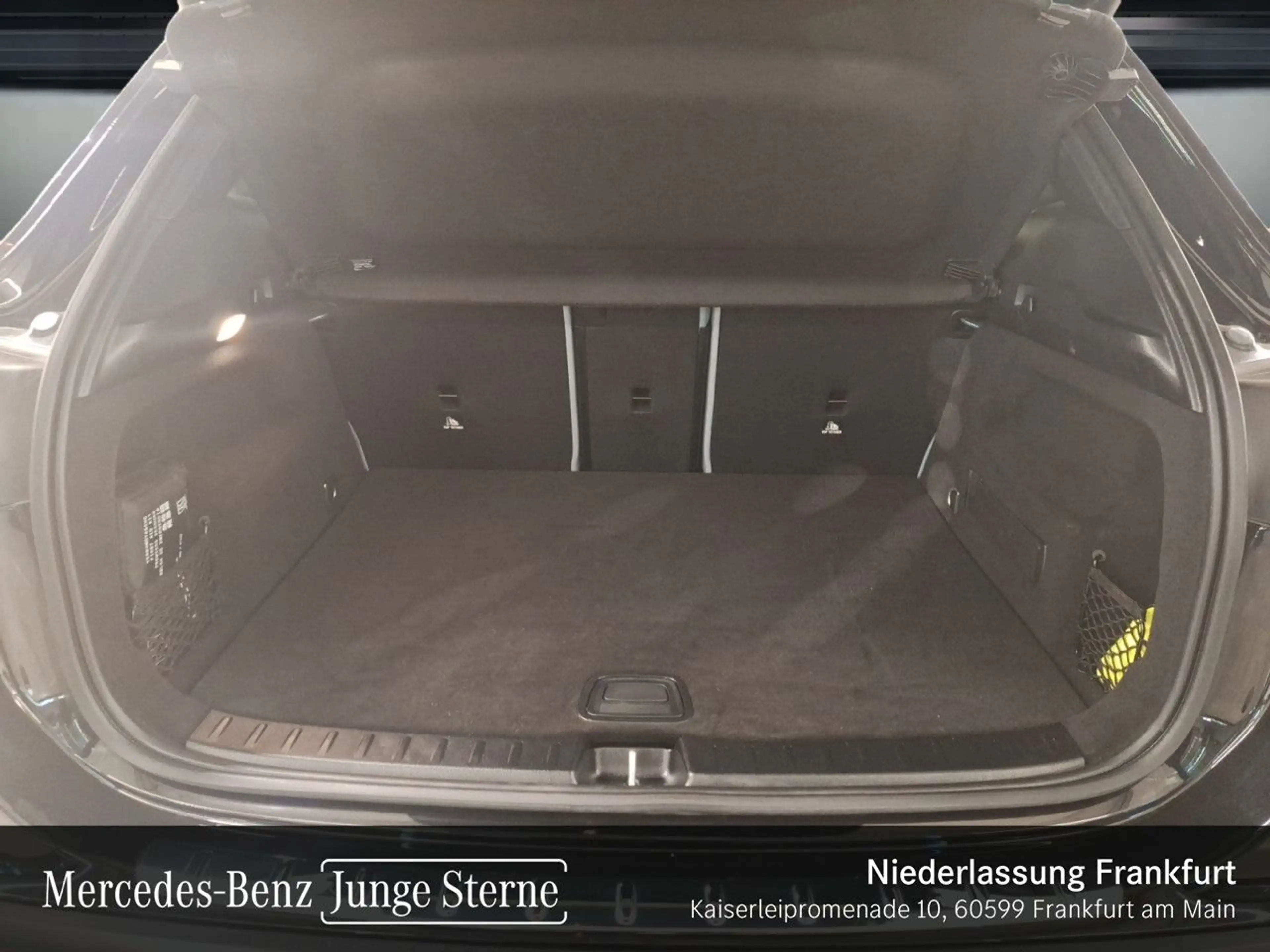 Mercedes-Benz EQA 250 AMG+20"+ADVANCED+PANO+KAMERA+SPUR — photo 8