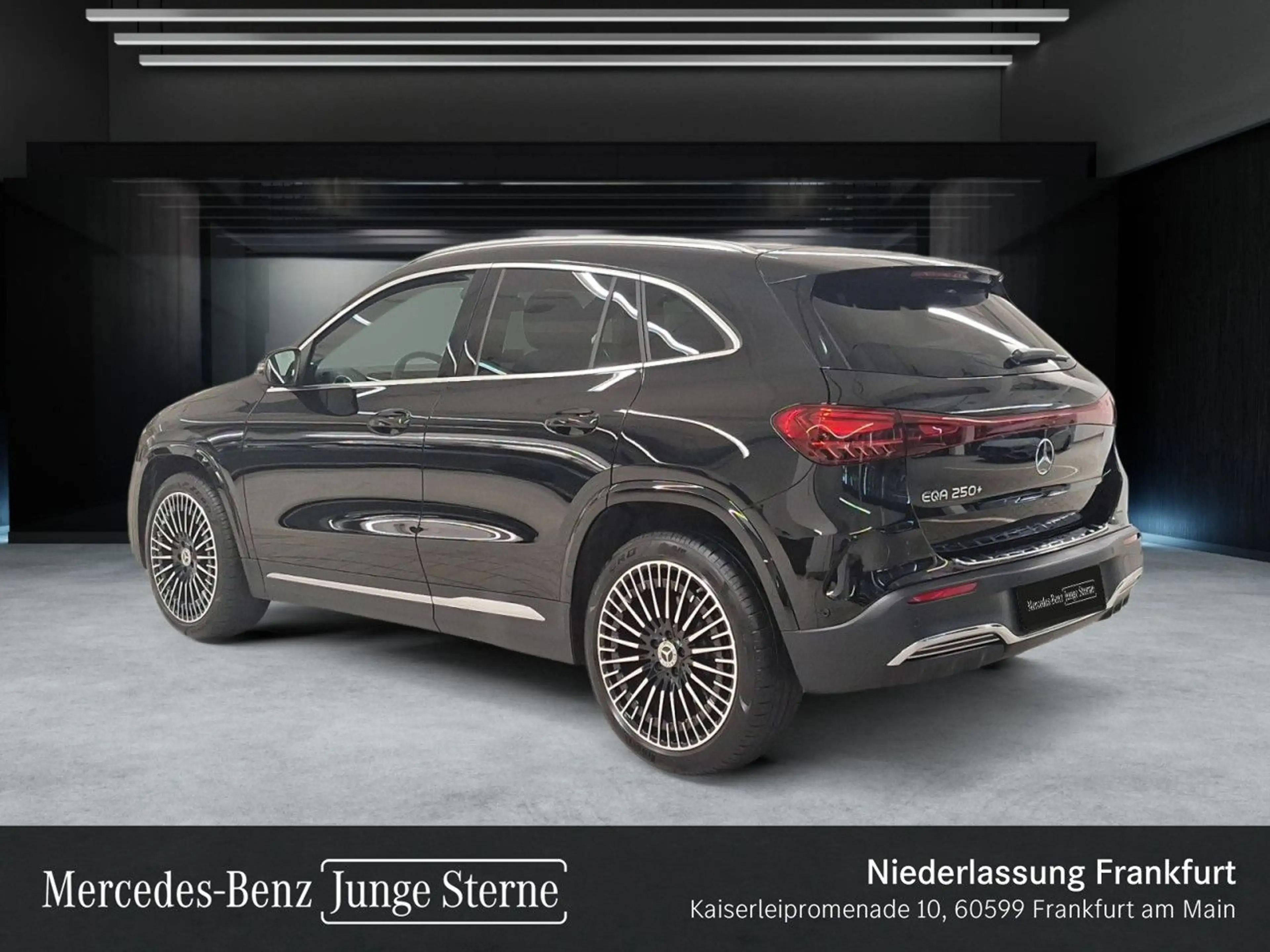 Mercedes-Benz EQA 250 AMG+20"+ADVANCED+PANO+KAMERA+SPUR — photo 9