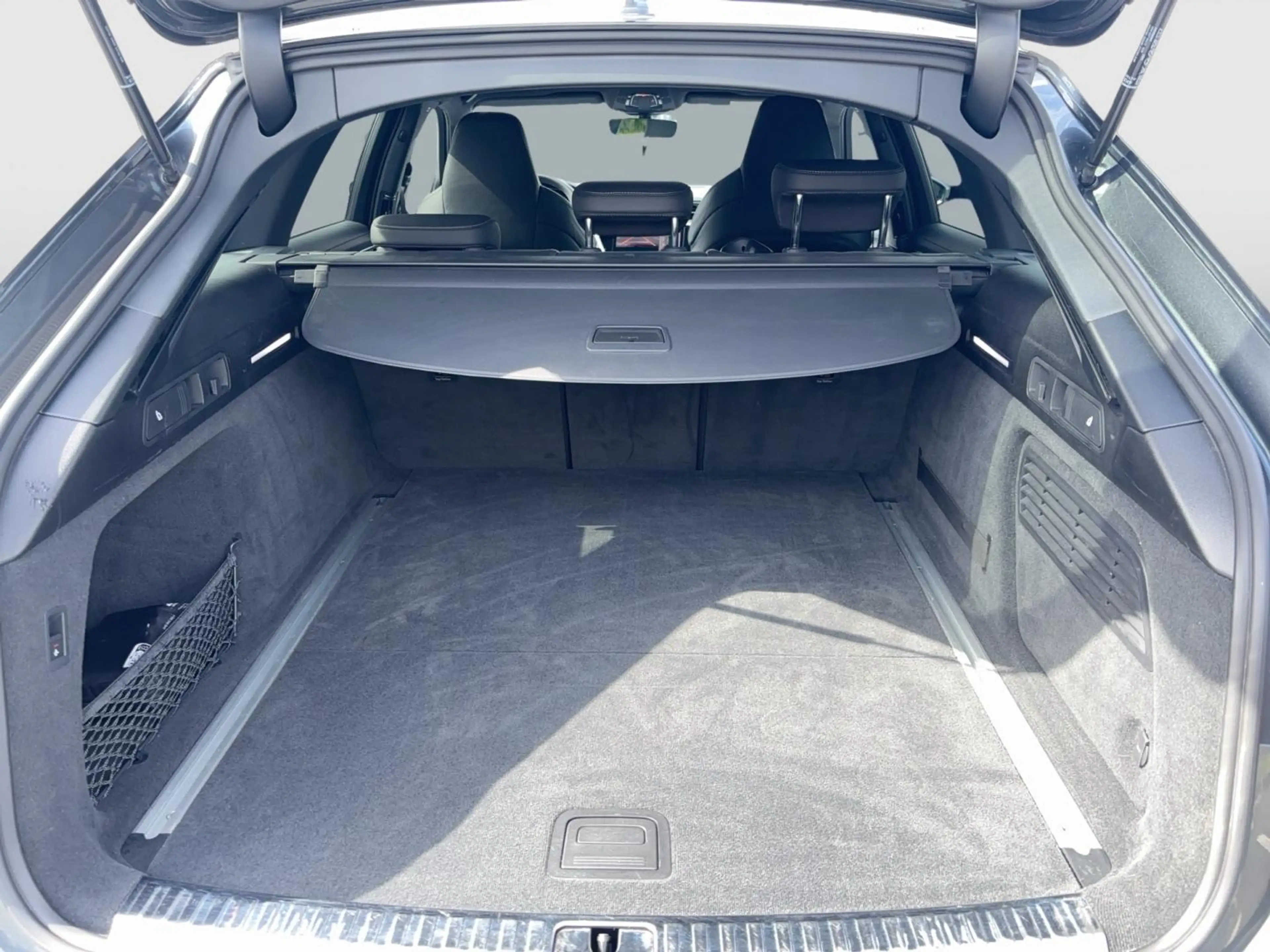 Audi S6 Avant S6 Avant 3.0 TDI HD MLED B&O StHz AHK Optikp. Luft — photo 13