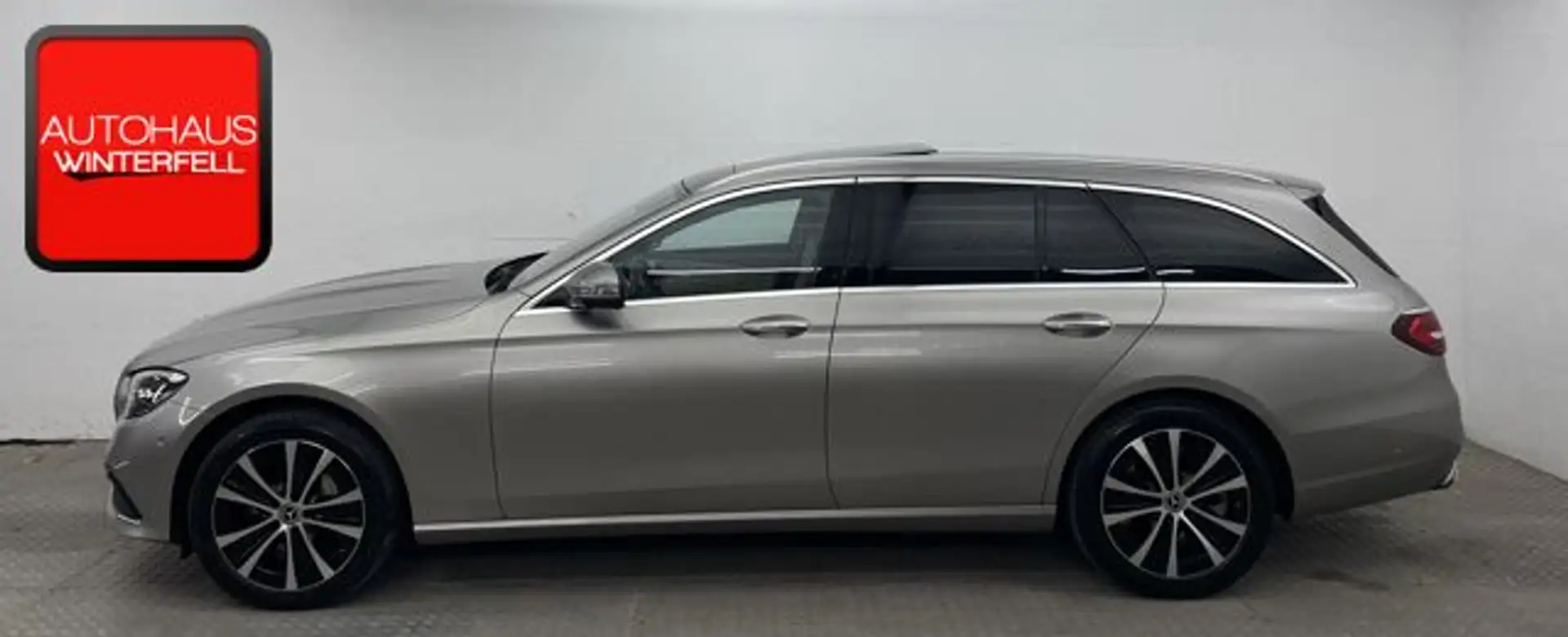 Mercedes-Benz E 300 de 4M AVANTGARDE PANO+HUD+360+BURMSTER+DAB Beige - 2