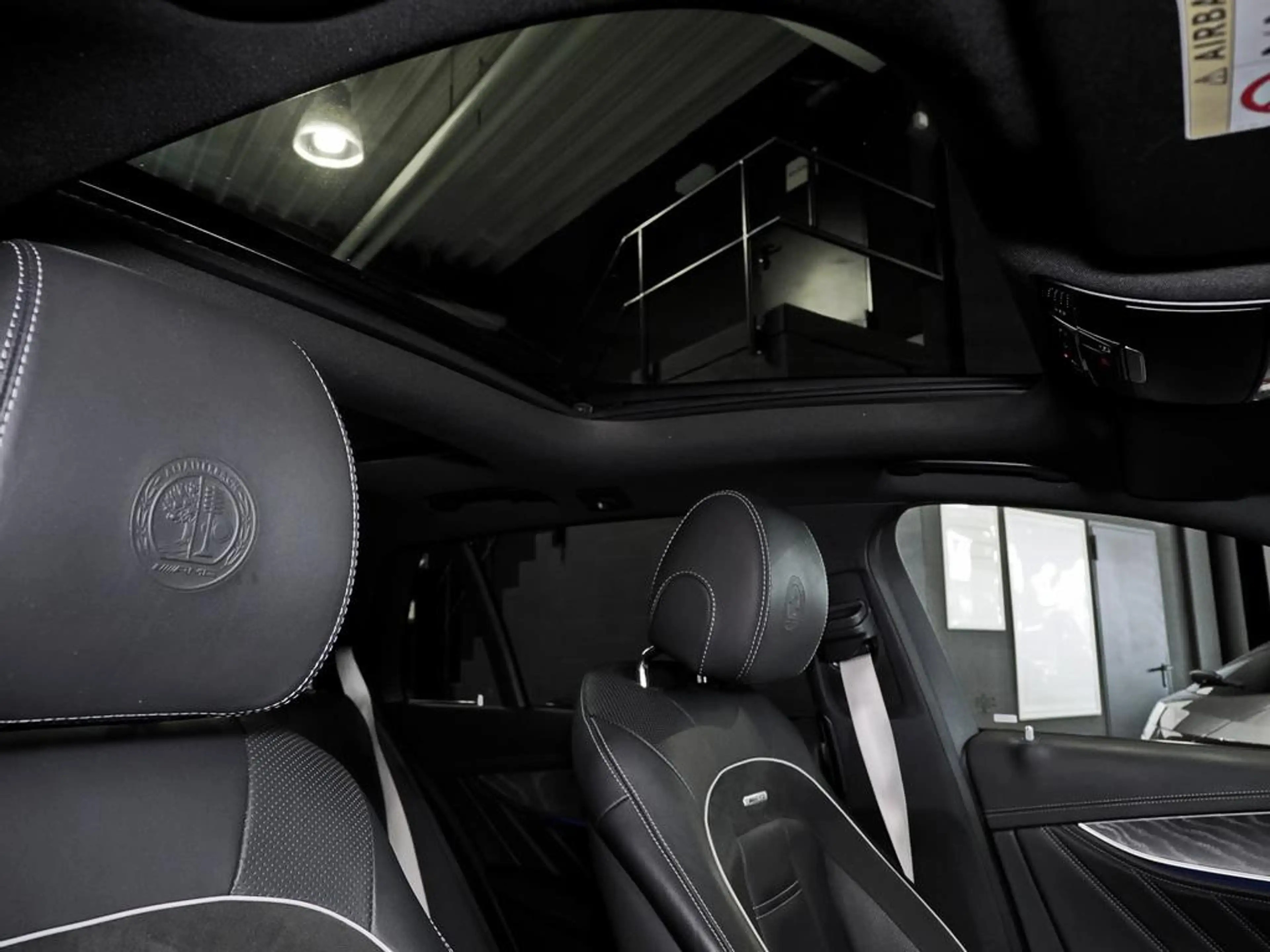 Mercedes-Benz E 63 AMG E 63 S AMG T 4M NIGHT DRIVERS-P. PANO BURMESTER — photo 15