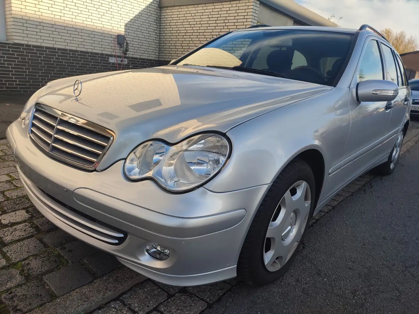 Mercedes-Benz C 180 T Kompressor, Tempomat Silber - 2