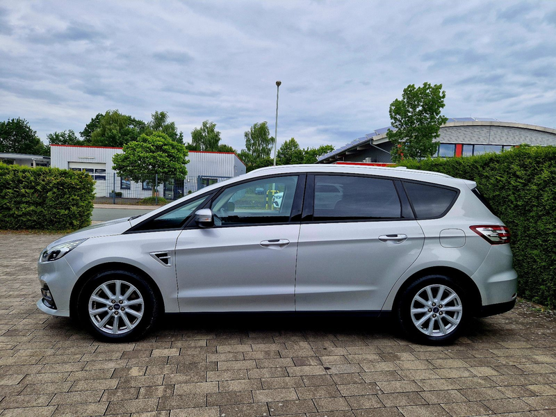 Ford S-Max (Automatik, 7-Sitzer, AHK, Navi, Kamera) — photo 4